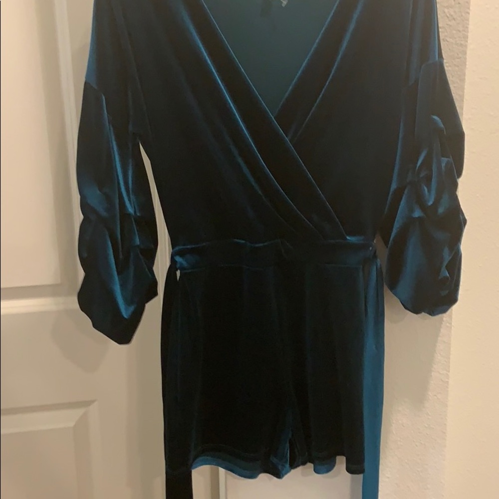 Teal velvet balloon sleeve romper